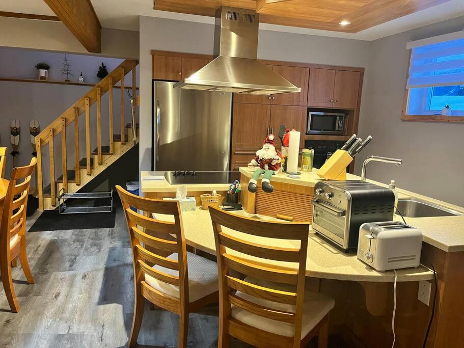 Appartement Mont Edouard, Hebergement Paisible A La Montagne LʼAnse-Saint-Jean Eksteriør billede